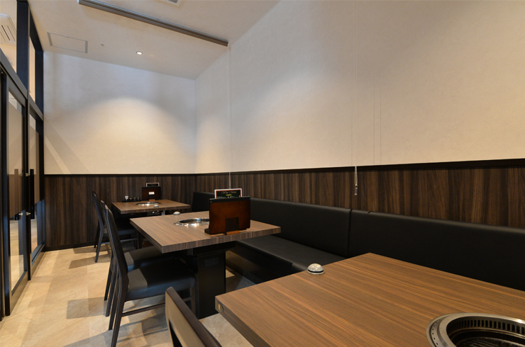 箱館ジンギスカン　本店 内観